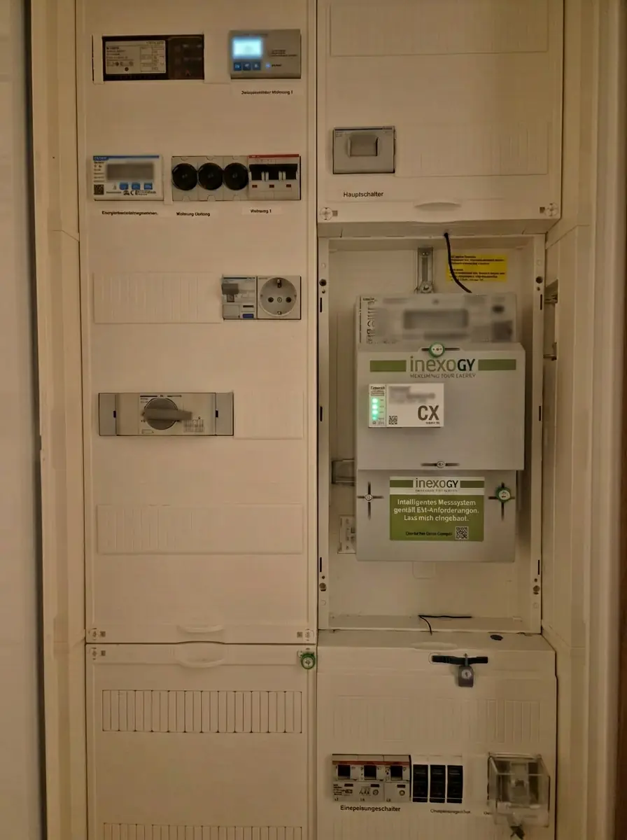 Zählerschrank nach TAB mit Smart Meter Gateway für eine PV-Anlage in Aachen